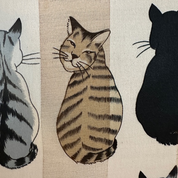 Long Scarf with Cats - Picture 6 of 15